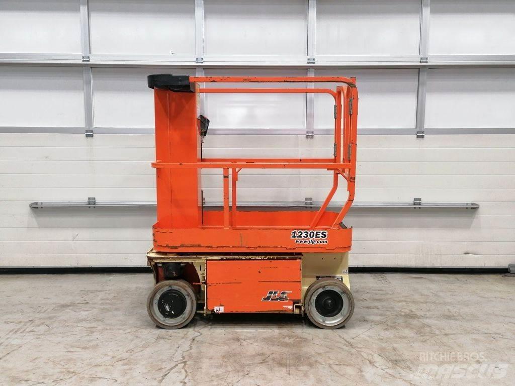 JLG 1230ES Nůžková zvedací plošina