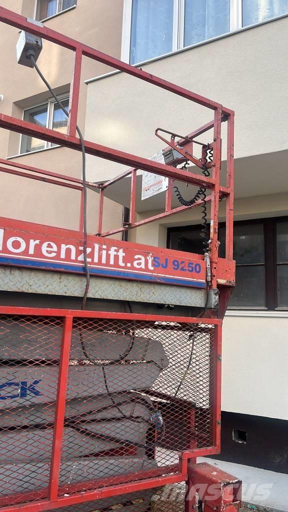 SkyJack SJ 9250 Stavební výtahy