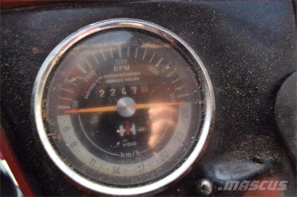 Case IH 624 Traktory