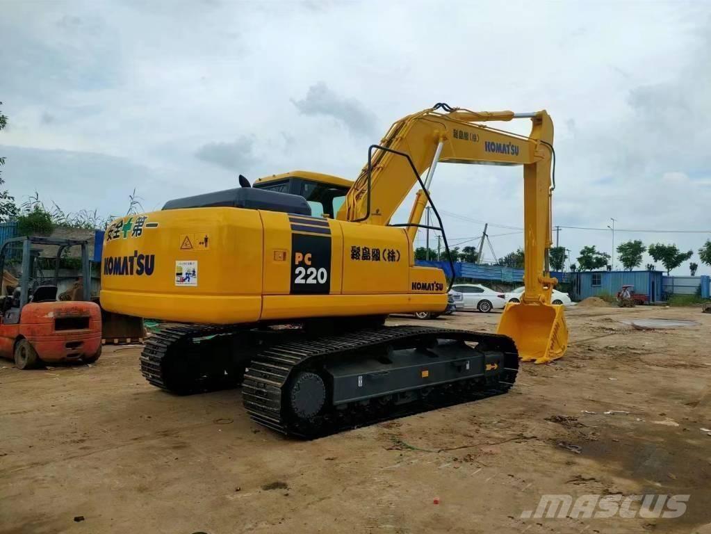 Komatsu PC 220-7 Pásová rýpadla