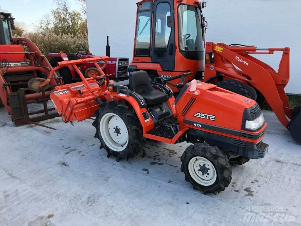 Kubota A-175 Traktory