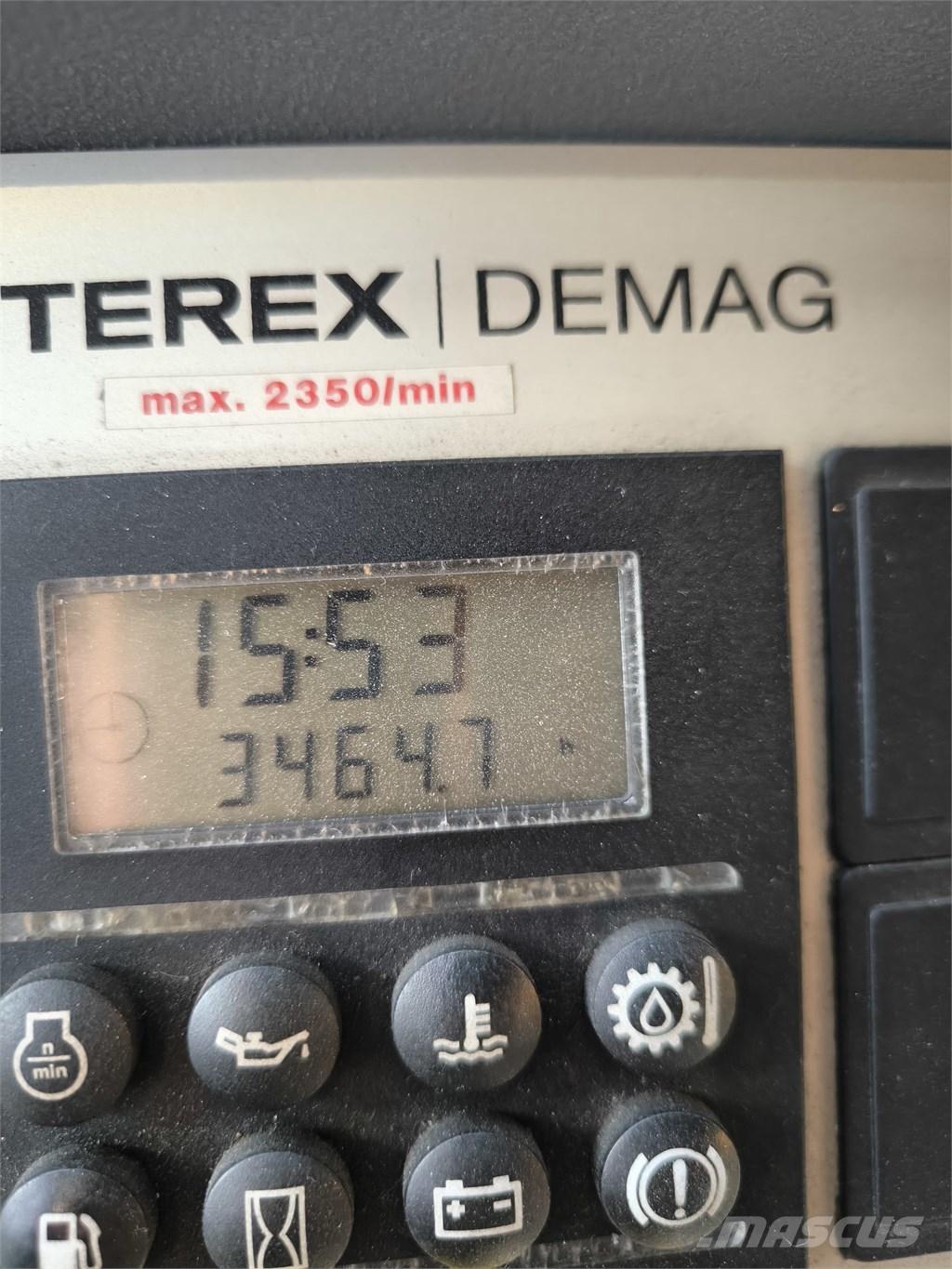 Demag AC 80-2 Univerzální terénní jeřáby