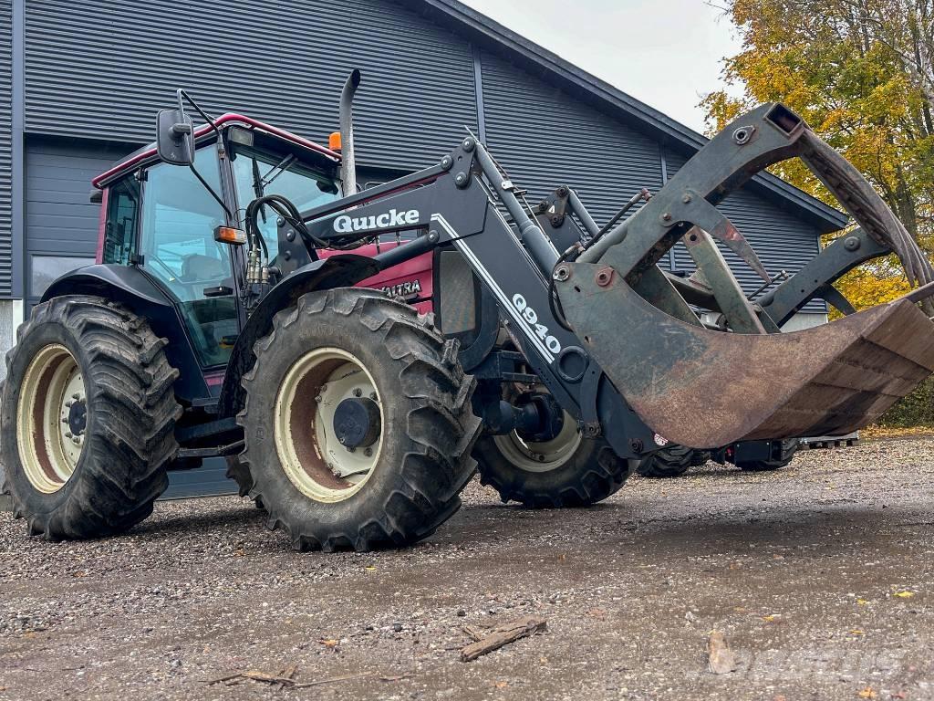 Valtra 900 Traktory