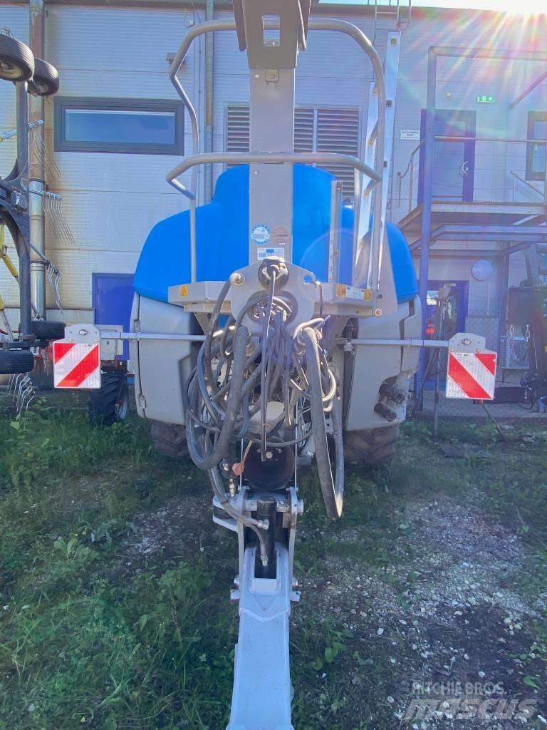 Lemken Vega 12/4000 Tažené postřikovače
