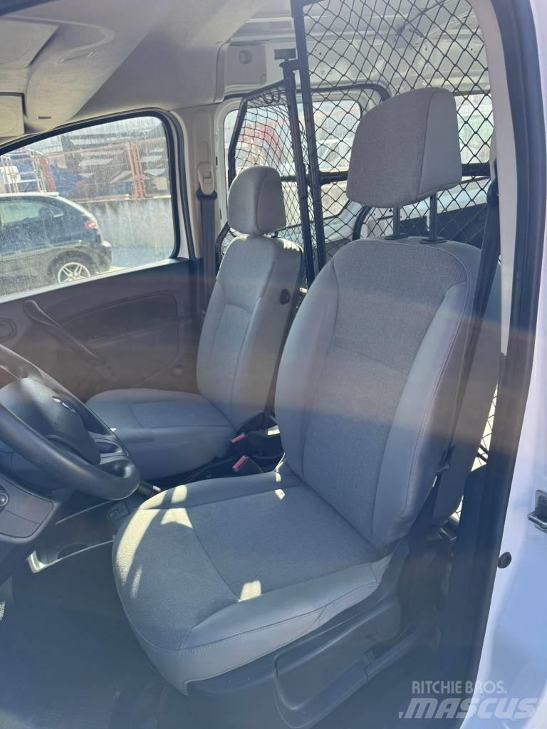 Renault Kangoo Skříňová nástavba