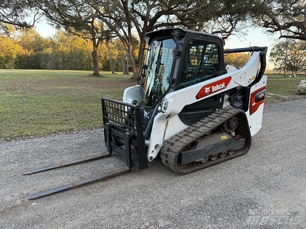 Bobcat T 64 Smykem řízené nakladače