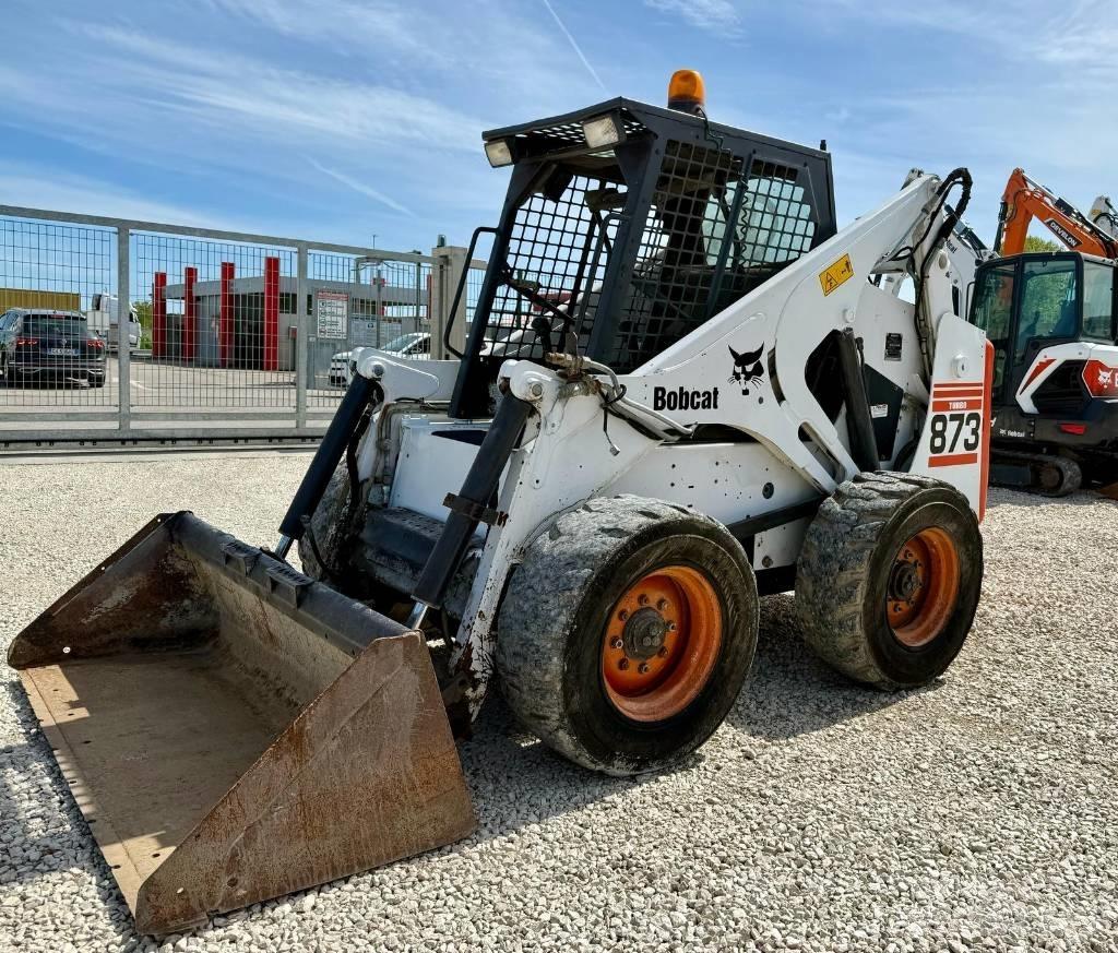 Bobcat 873 Smykem řízené nakladače