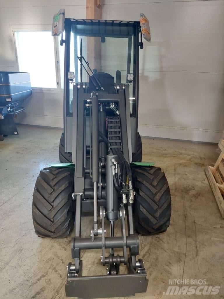Castloaders 800 ECO Víceúčelové nakladače
