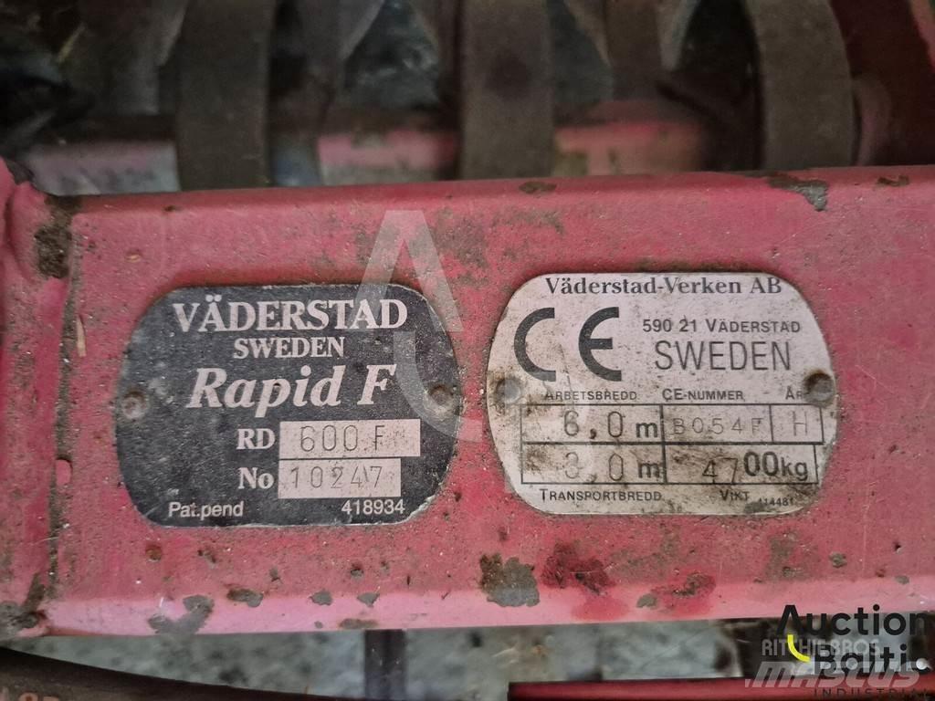 Väderstad Rapid Mechanické secí stroje