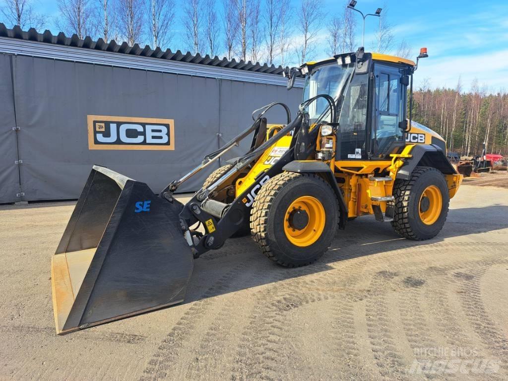 JCB 413 Kolové nakladače