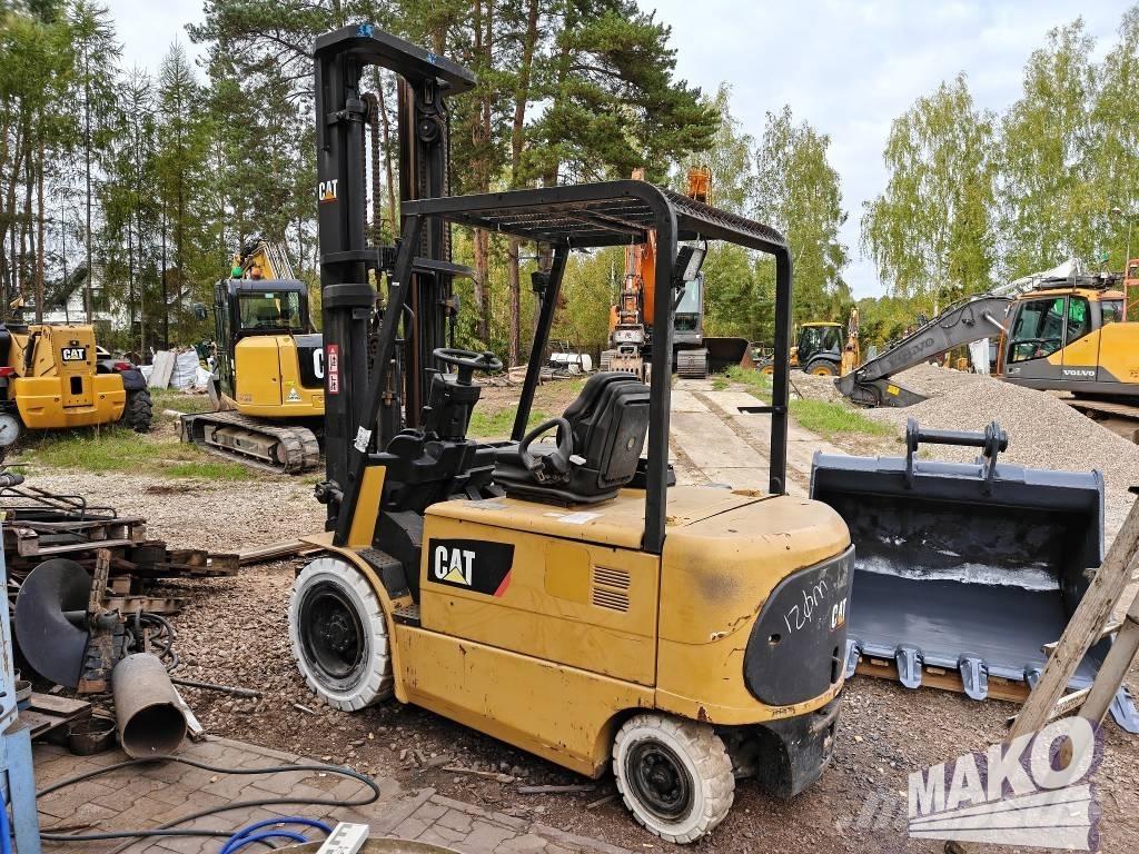 CAT EP 35 K PAC Akumulátorové vozíky