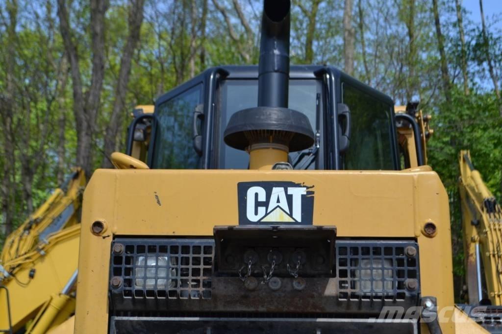 CAT D 6 N LGP Pásové dozery