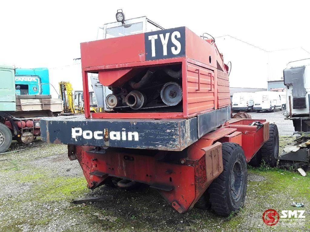 Poclain Machine Kolové nakladače