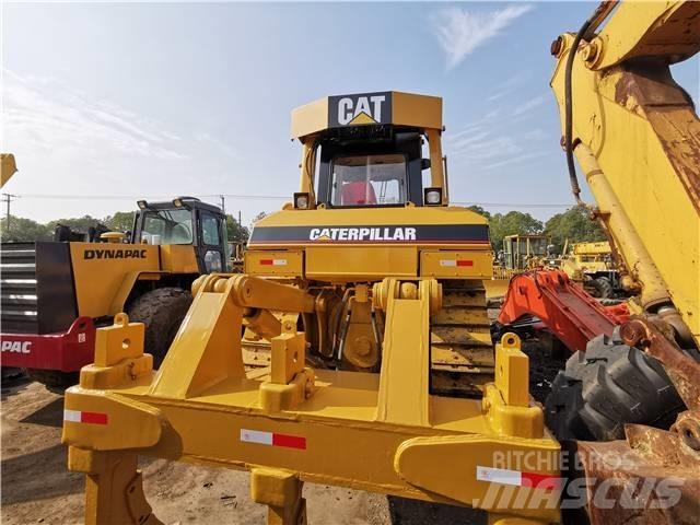 CAT D 7 R Pásové dozery