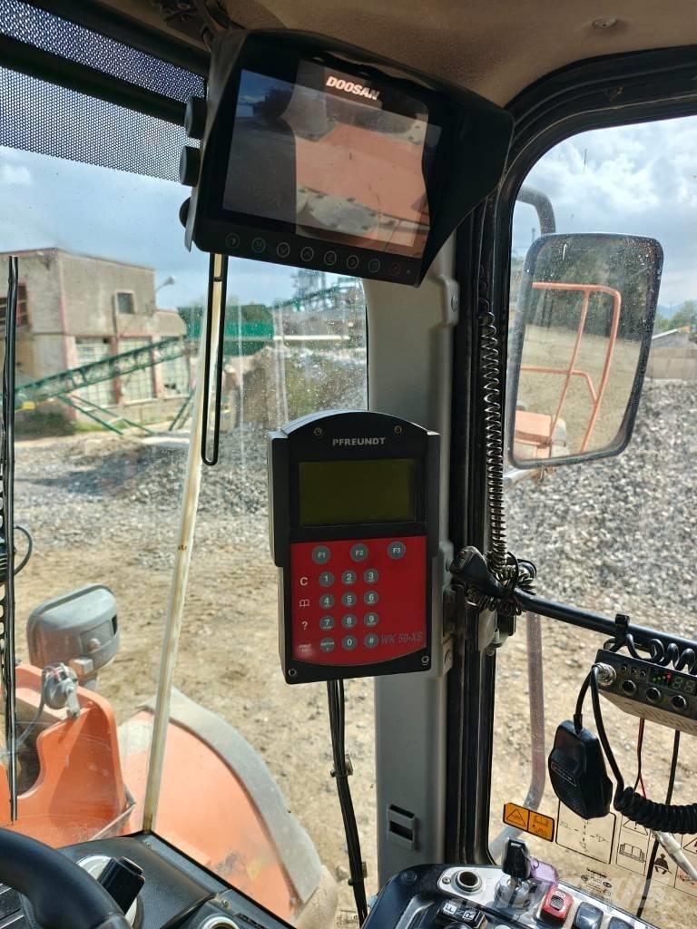 Doosan DL 550-5 Kolové nakladače