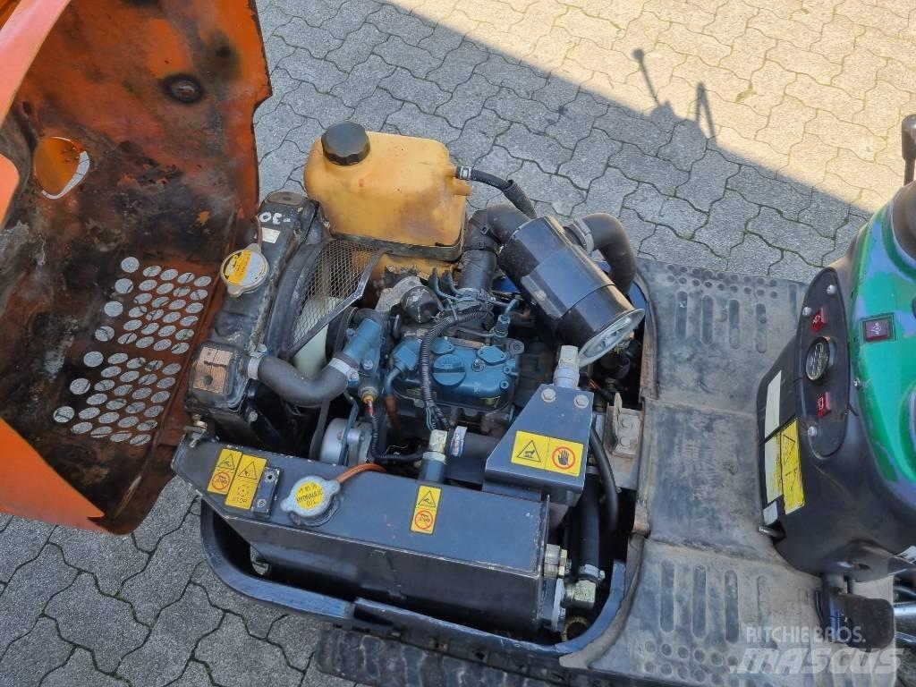 Hitachi EX 08 Mini rýpadla < 7t