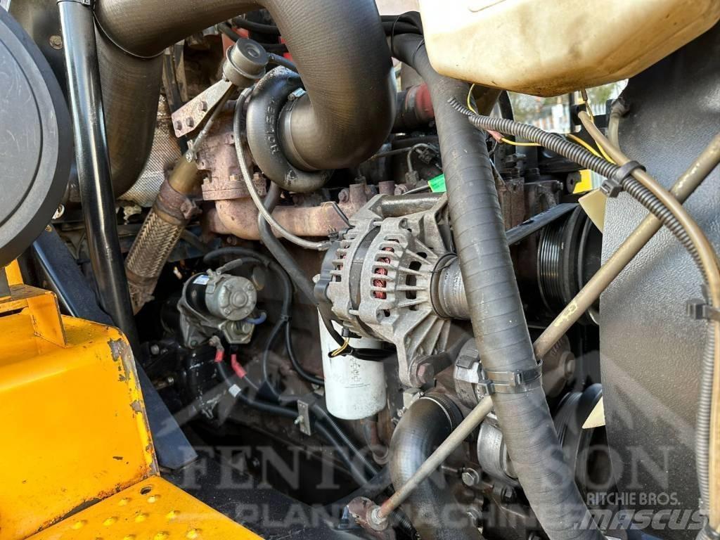 JCB 714 Kloubové dempry