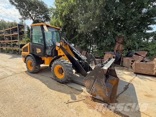 JCB 406 Kolové nakladače