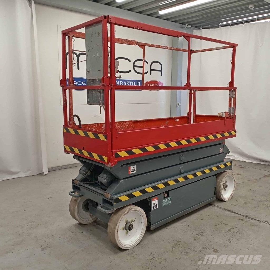 SkyJack SJ 3220 Nůžková zvedací plošina