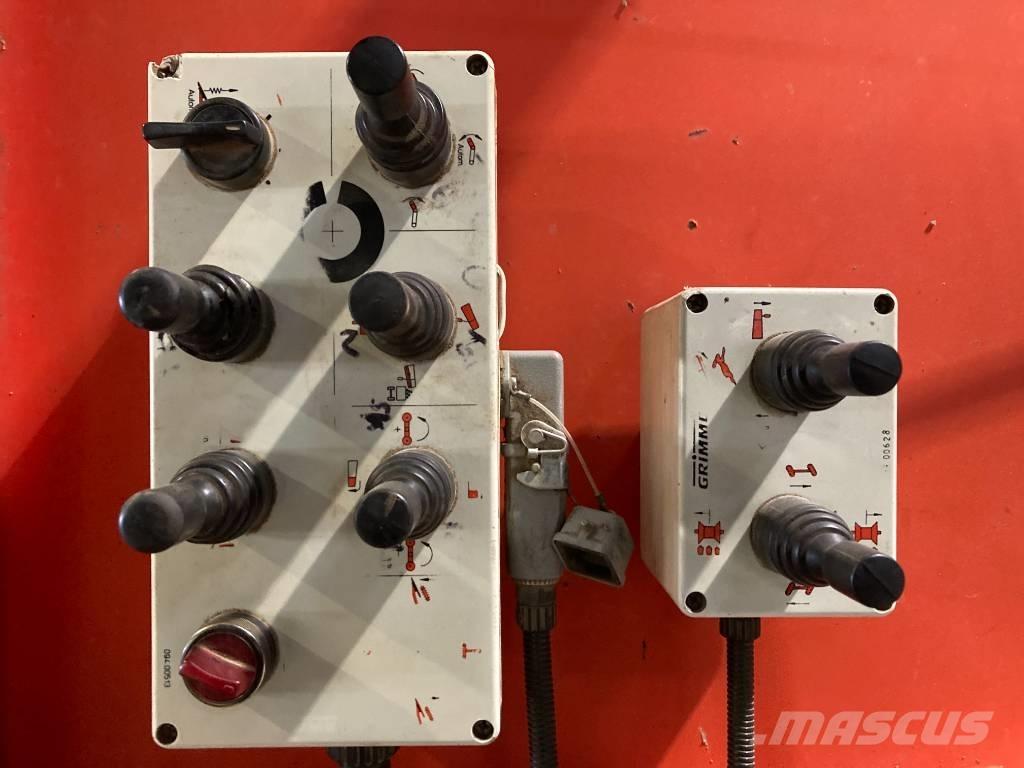 Grimme 75-40 Bramborové kombajny / sklízeče