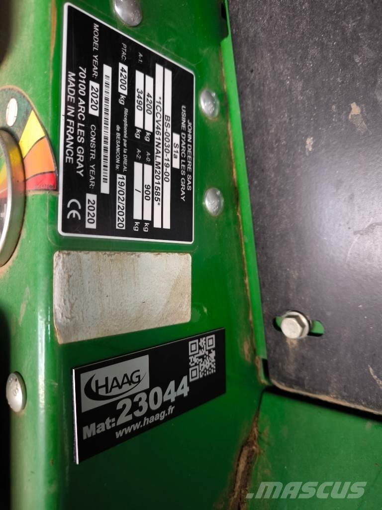John Deere V461M Lis na válcové balíky
