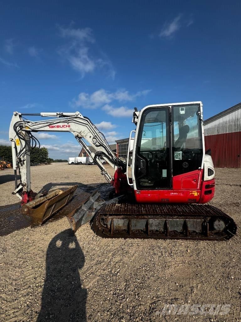 Takeuchi TB 260 Pásová rýpadla