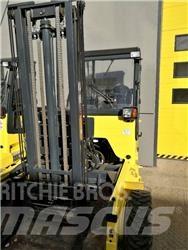 Moffett M8 35.3 Terénní vysokozdvižné vozíky