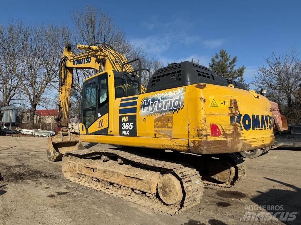 Komatsu HB 365 Pásová rýpadla