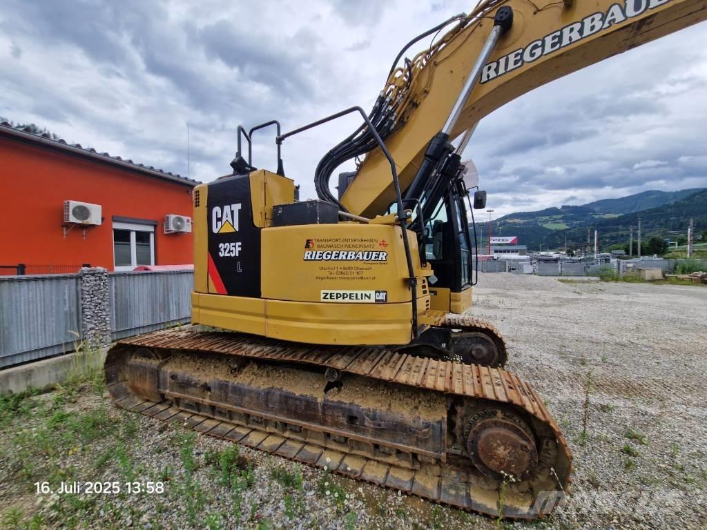 CAT 325 FL CR Pásová rýpadla