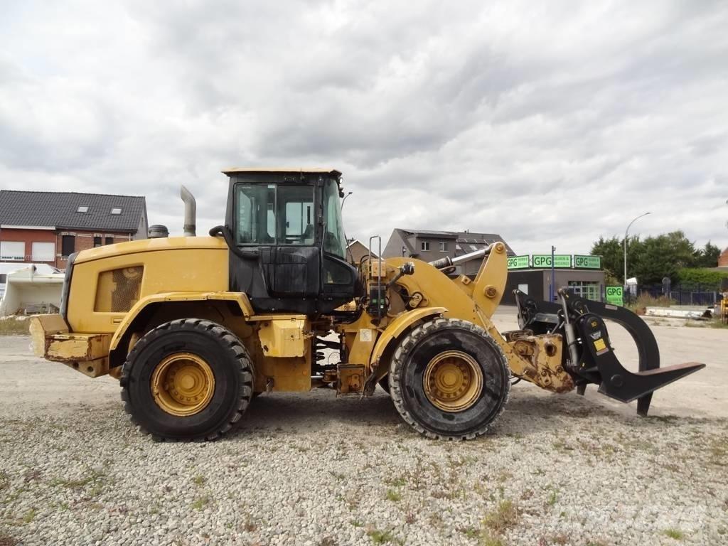 CAT 938 M Kolové nakladače