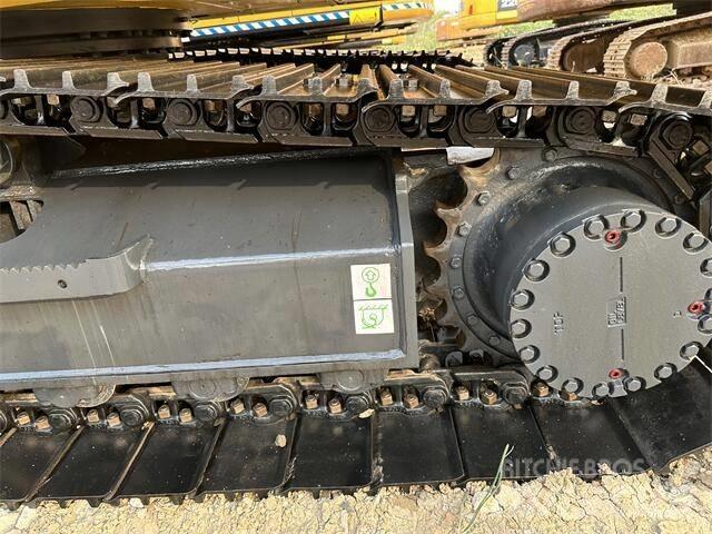 Komatsu PC 210-8 Pásová rýpadla
