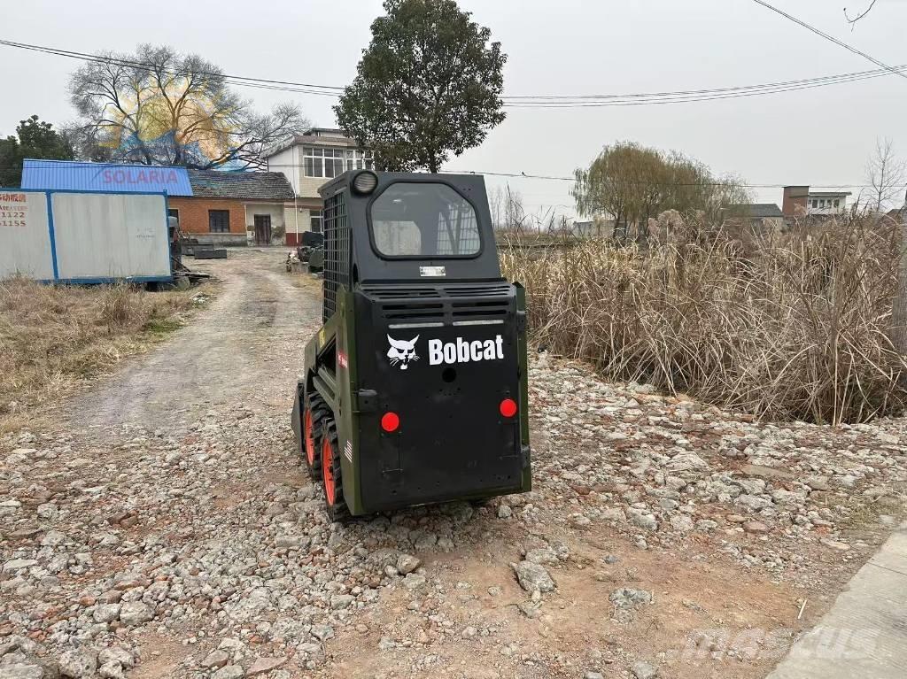 Bobcat S 70 Smykem řízené nakladače