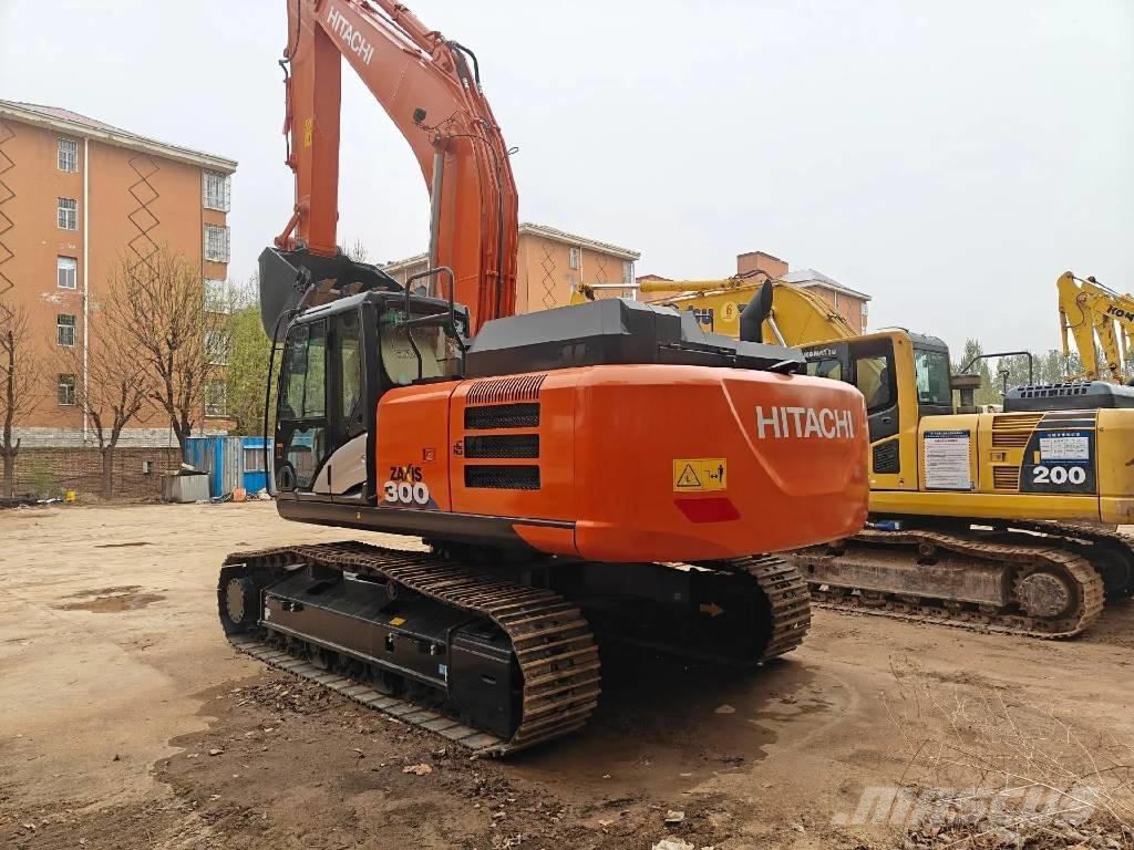 Hitachi ZX300 Pásová rýpadla