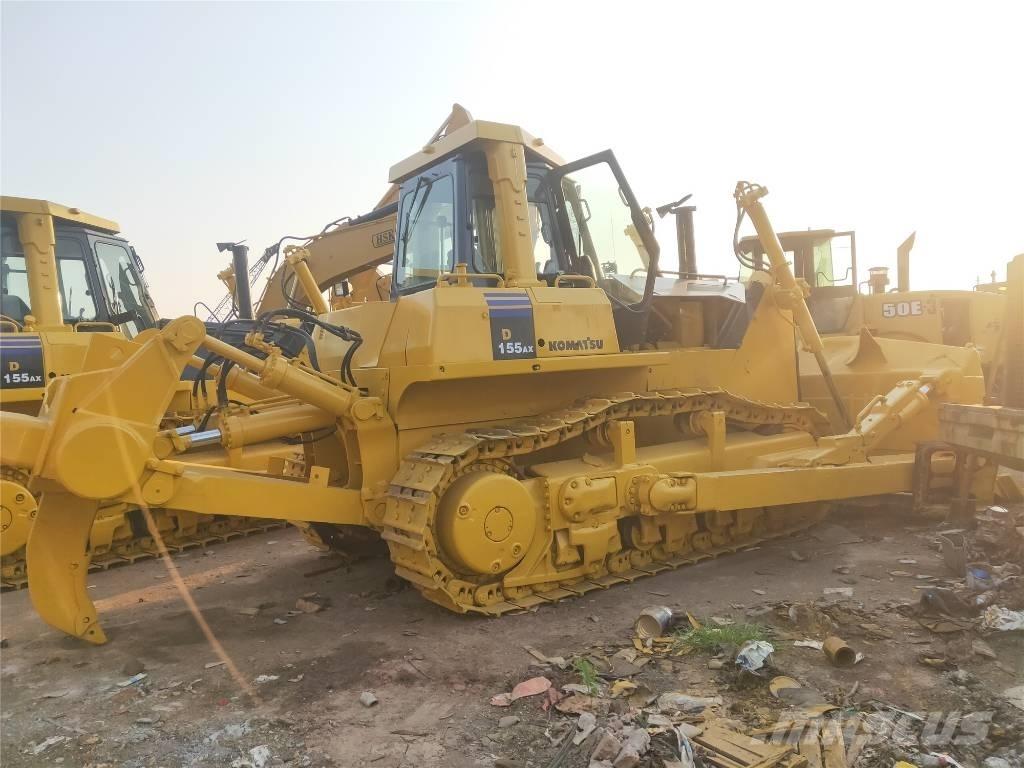 Komatsu D155AX-5 Pásové dozery