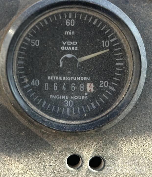Bomag BW 213 D Tahačové válce