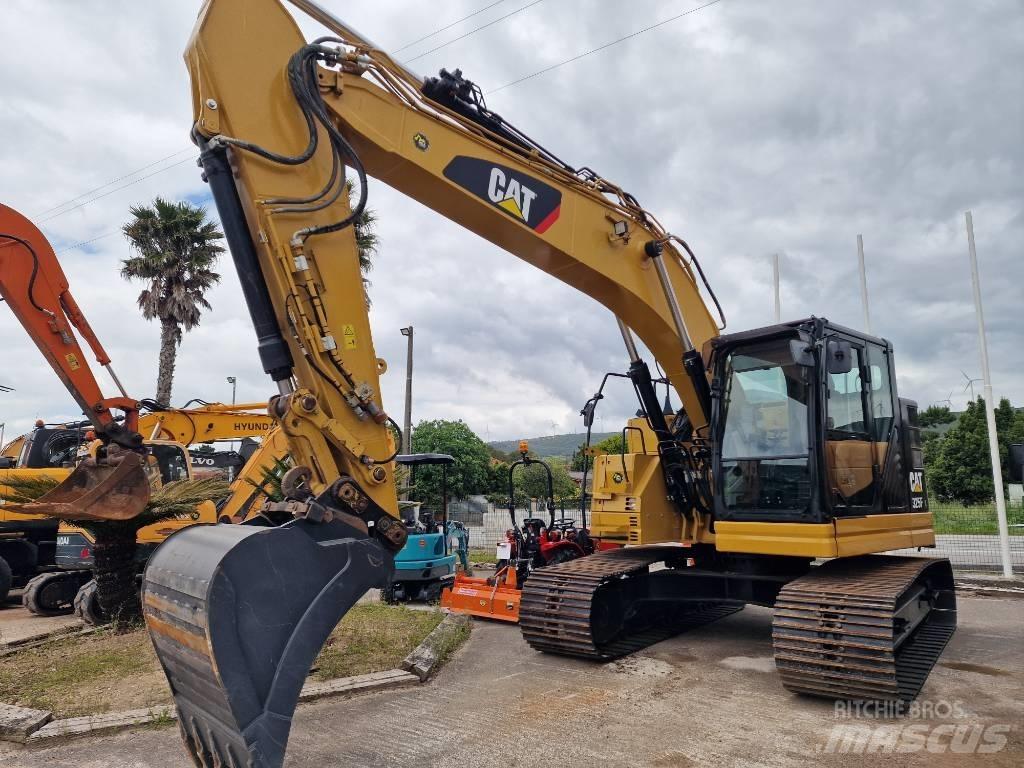 CAT 325 FL CR Pásová rýpadla