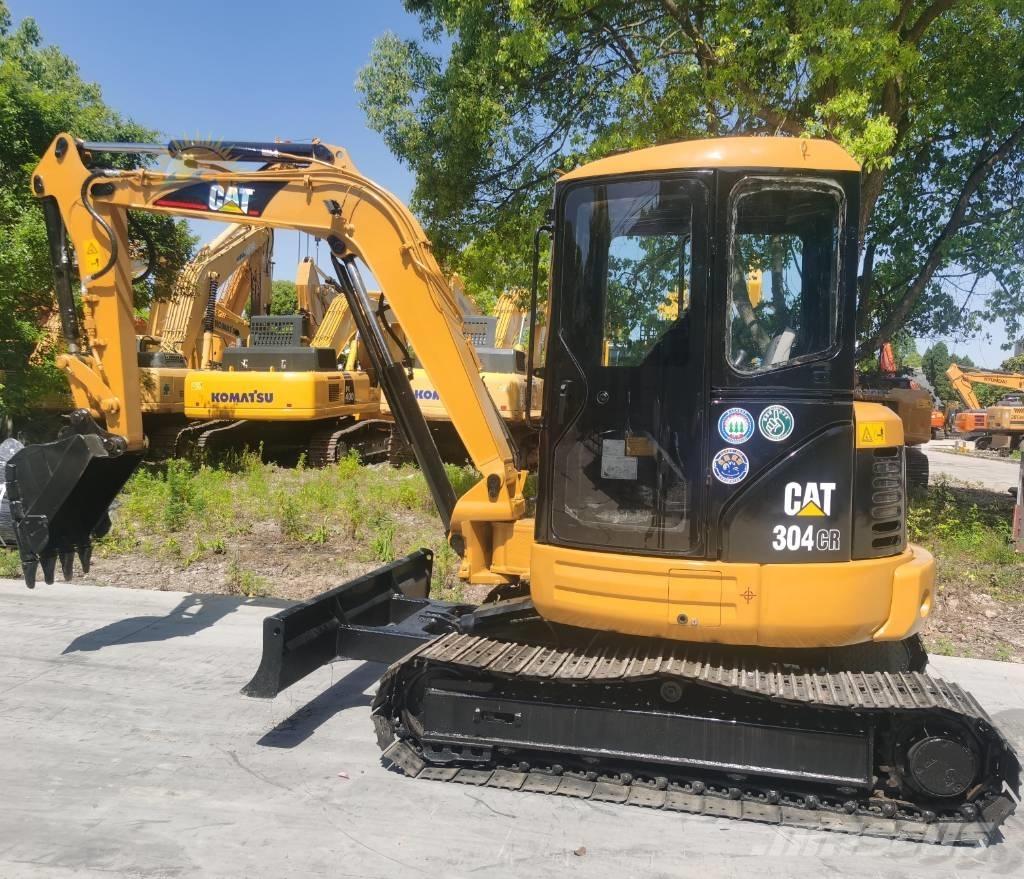 CAT 304 CR Mini rýpadla < 7t