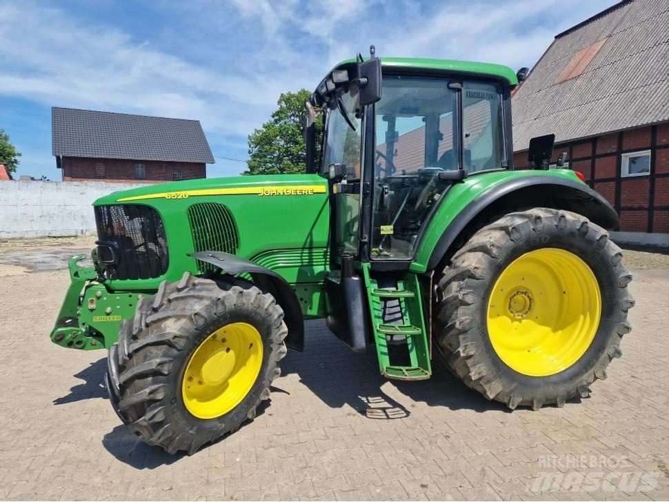 John Deere 6520 Traktory