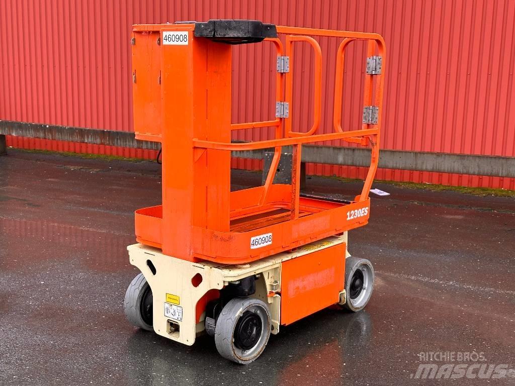 JLG 1230 ES Nůžková zvedací plošina