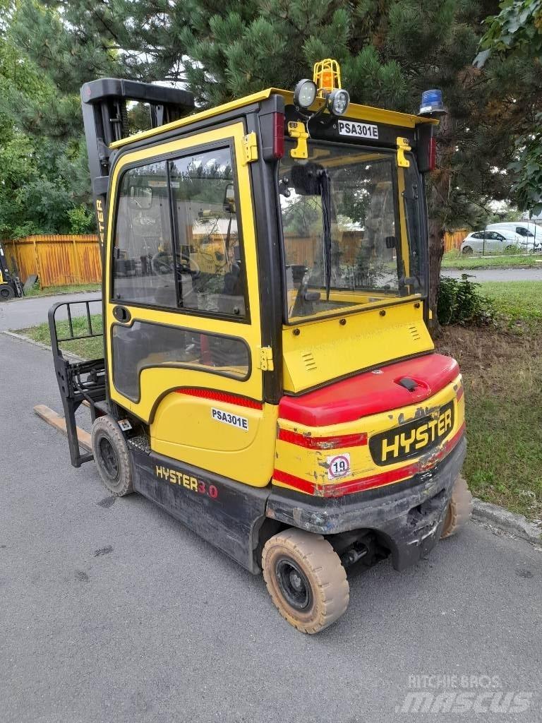 Hyster J3.0XN Akumulátorové vozíky