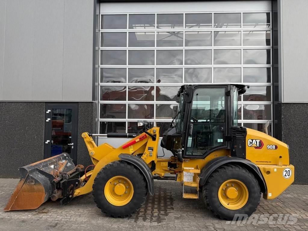 CAT 908 Kolové nakladače