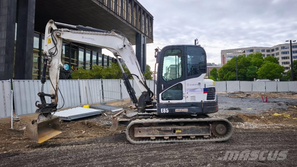 Bobcat E 85 Midi rýpadla 7t - 12t