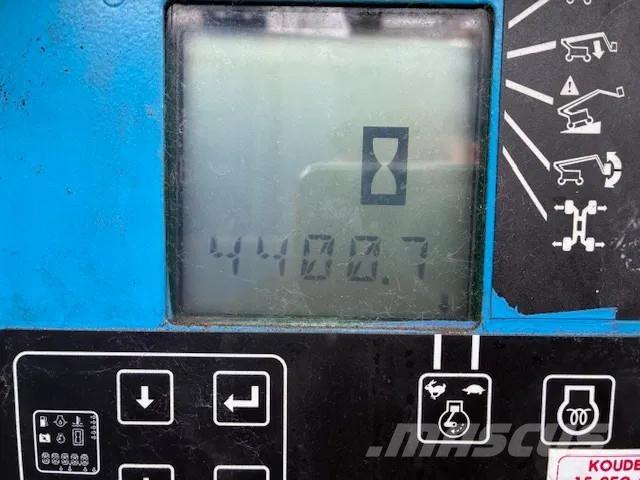 Genie ZX135/70 Kloubové plošiny