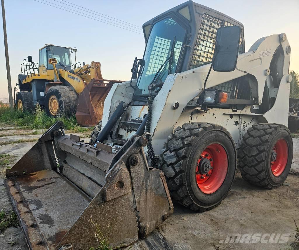 Bobcat S 250 Kolové nakladače