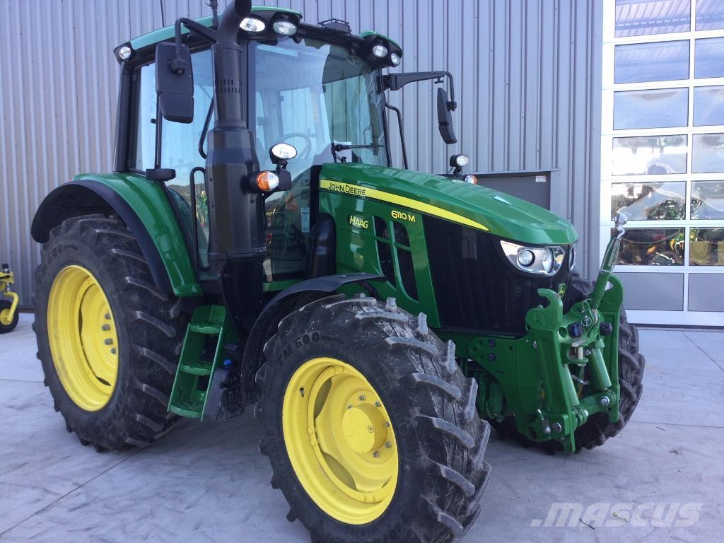 John Deere 6110M Traktory