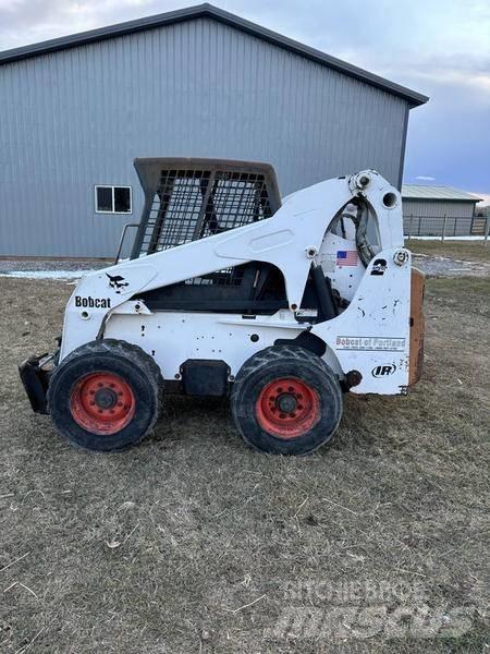 Bobcat S250 Smykem řízené nakladače