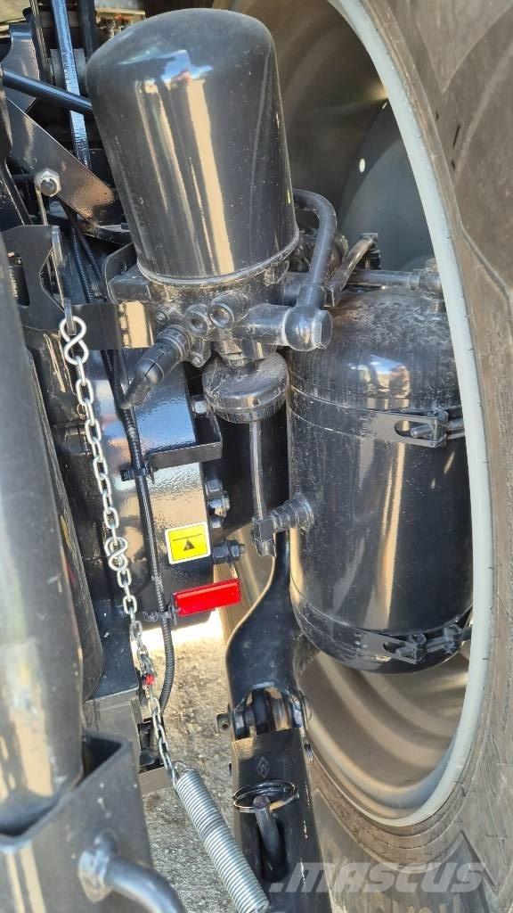 Deutz-Fahr 7250 TTV Traktory
