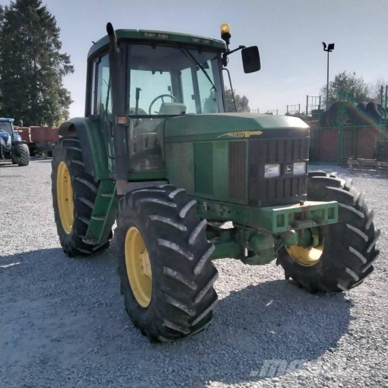 John Deere 6510 Traktory