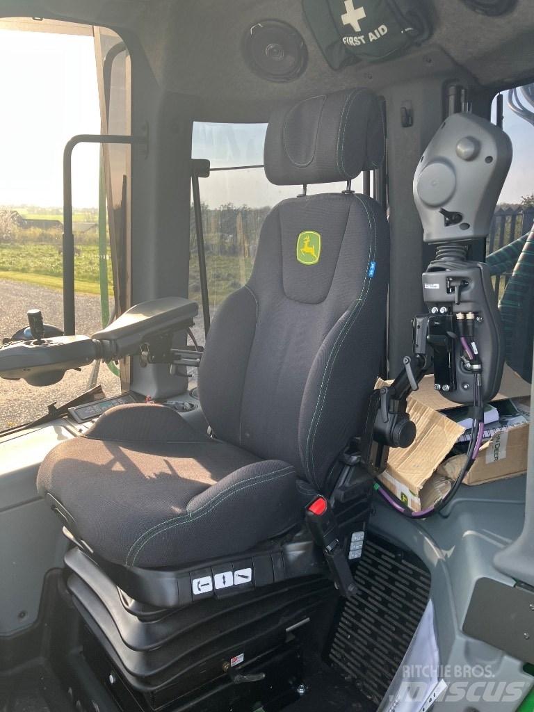 John Deere 1510G Vyvážecí traktory