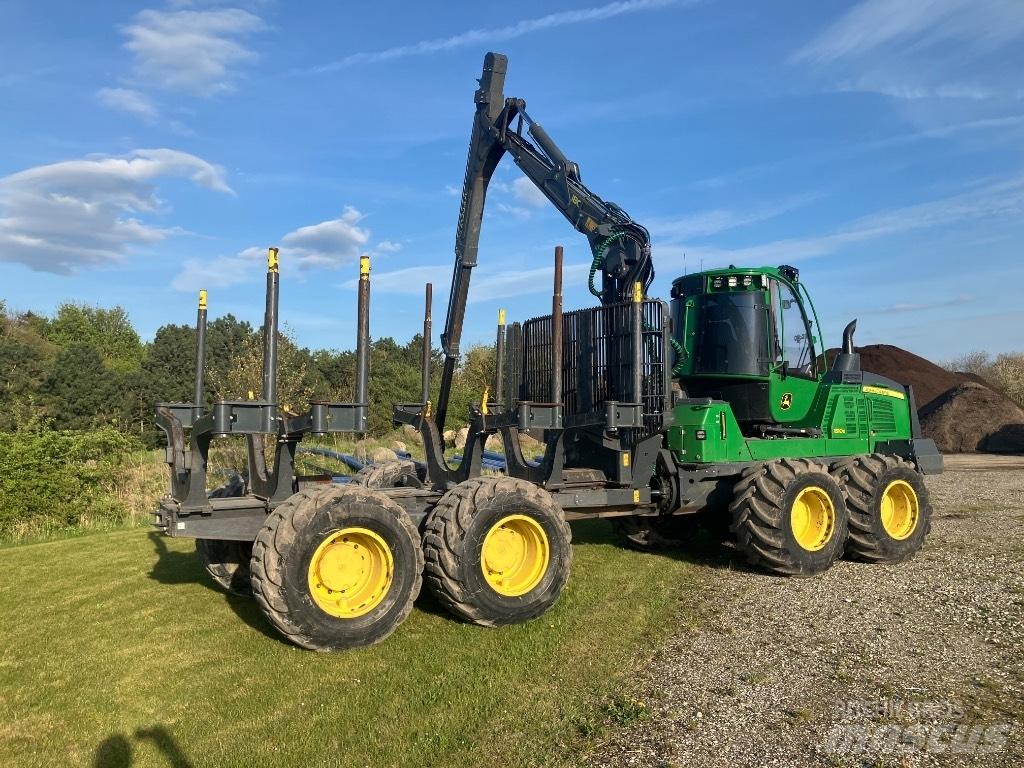 John Deere 1510G Vyvážecí traktory